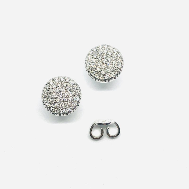 Orecchini tondi con pavé di brillanti