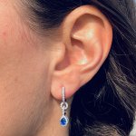 Orecchini pendenti con goccia in zaffiro blu e brillanti - Foto 2