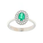 Anello con smeraldo ovale e contorno di brillanti - Foto 1