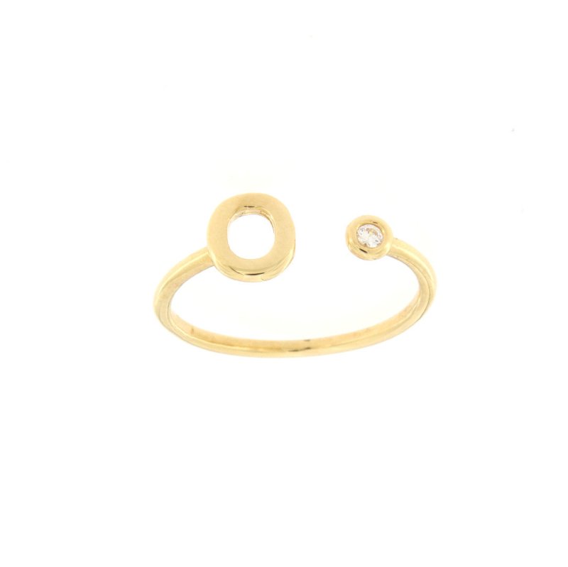 Anello lettera o in oro giallo e zircone