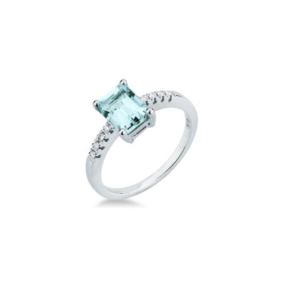 Anello con acqua marina e brillanti