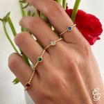Anello pallini in oro giallo con pietra verde - Foto 3