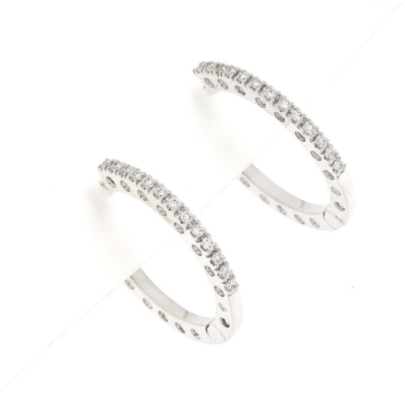 Orecchini a cerchio con brillanti 0,18 ct